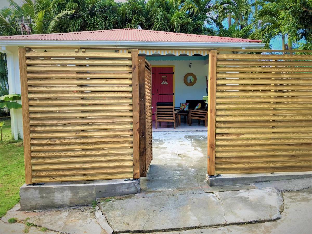 Gites Le Petit Voyageur Sainte-Anne  Exterior foto
